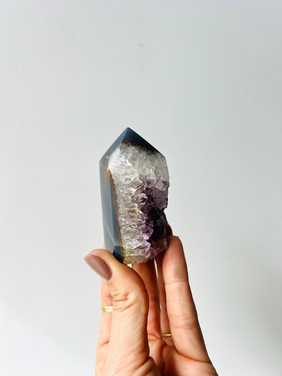 Amethyst with Agate Point